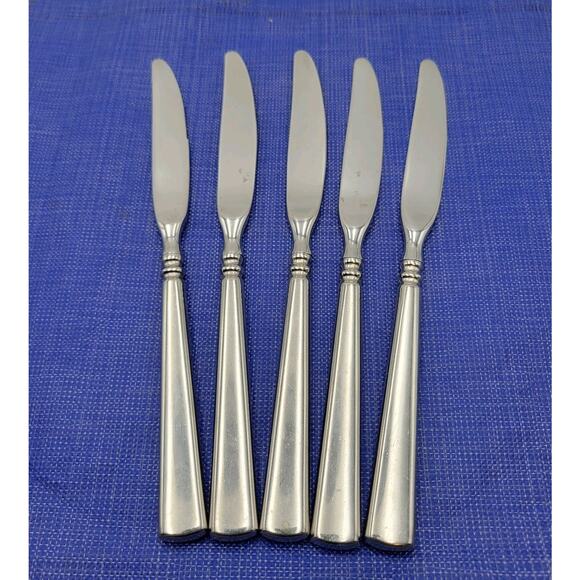 Oneida EASTON All Glossy Stainless Flatware 9 3/8" Dinner Knives Set of 5 - Picture 1 of 6